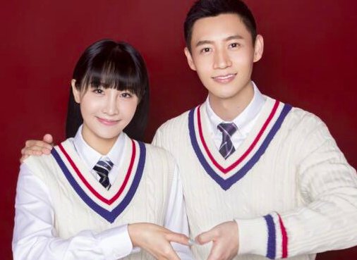 魏晨老婆是初恋吗?