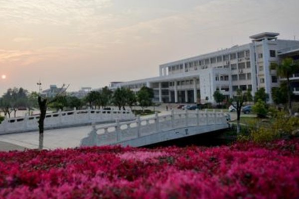 赣南师范大学2023录取分数线