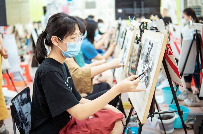 艺术生艺考多少分能上一本