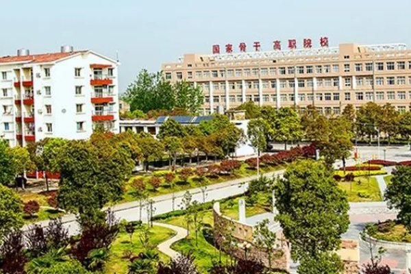 黄冈的职业技术学校怎么样？