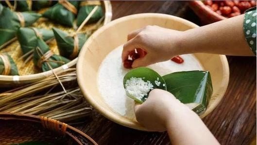 一斤糯米能包几个粽子？