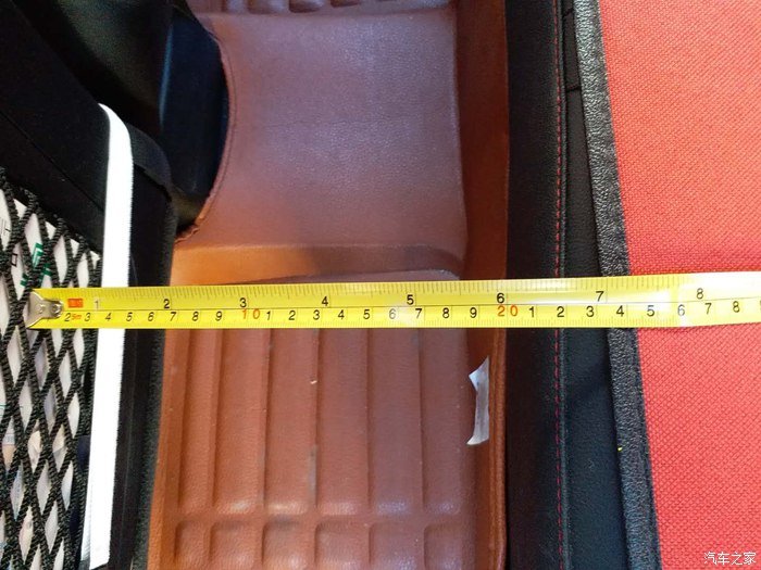 用尺寸来说一下爱车长安CS55内部事实空间