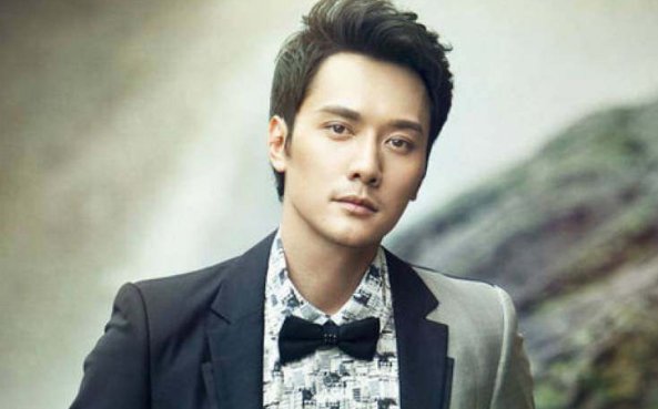 冯绍峰爸爸身价多少？