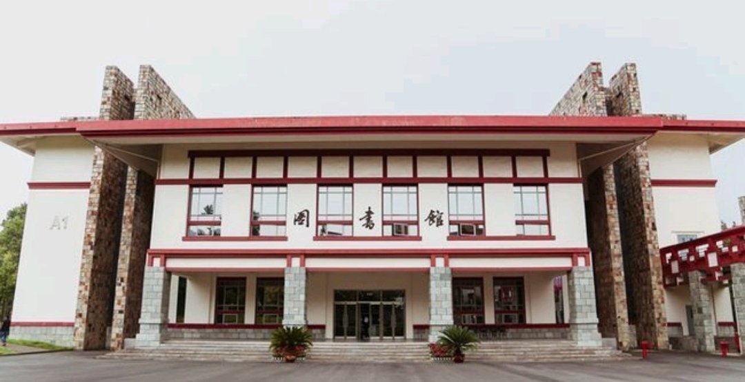 请问成都东软学院的宿舍环境怎么样?