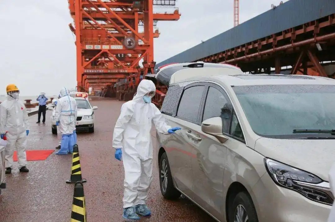 有人说奥密克戎感染后就会免疫，官方是如何回应这件事的？