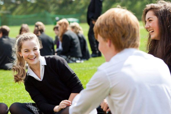 2023大学十月一放几天假