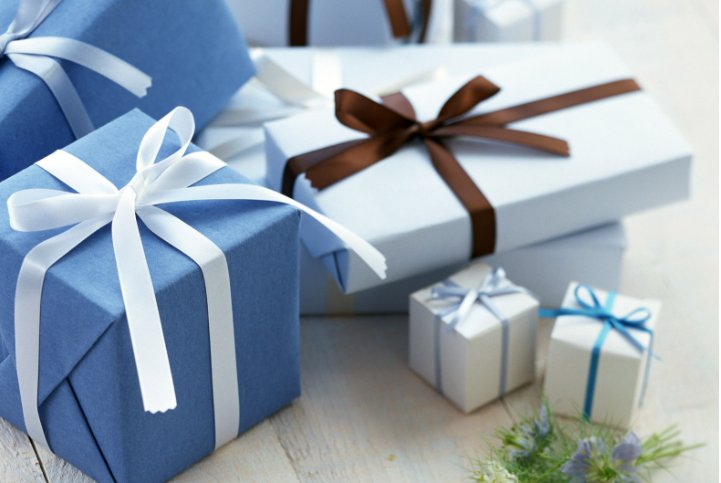 给领导送礼的话语怎么说