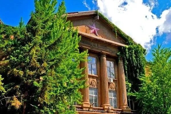 辽宁大学中外合作办学学费多少