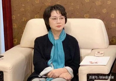 被很多人称为“京剧第一美人”的李胜素，到底是一个什么样的人？