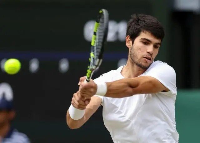 温网男单决赛几点？