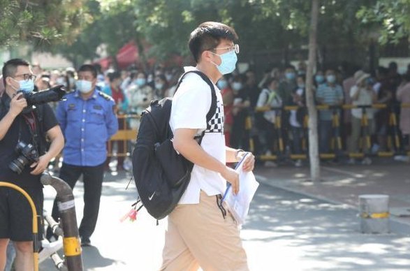 安徽高考状元2023第一名是谁