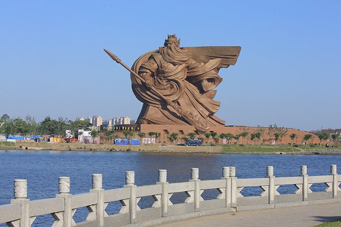 荆州市委书记谈关公像搬迁，发言中哪些信息值得关注？