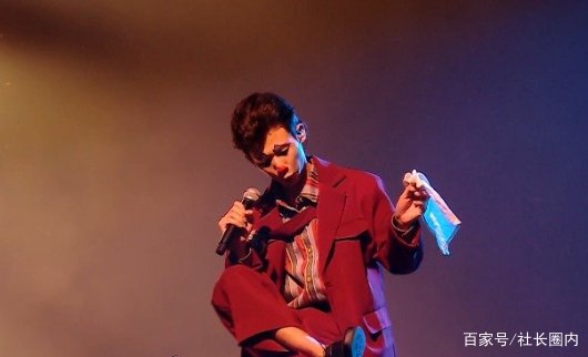 李昂星凭借《有谱》的精彩演绎，收获第一个全满分，你怎么评价？