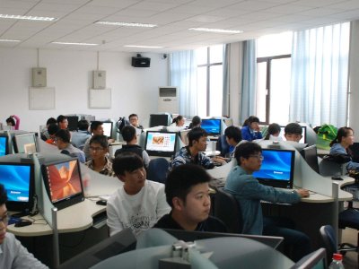 学习挖掘机哪里比较好？