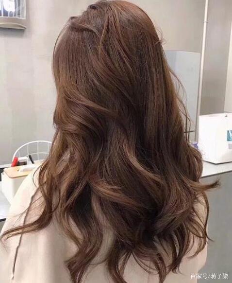 理发师剪的发型总是不能让人满意,你有这种感觉吗?