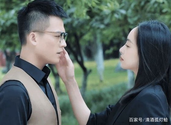 《陌生的恋人》大反转，全员皆是恶人，这部剧究竟有多“神”？