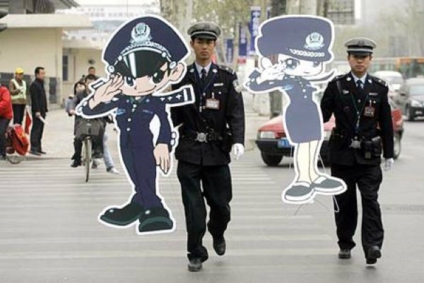 重庆交巡警 协警工作时间及休息时间,尽量详细