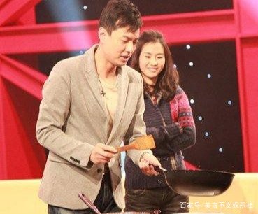 朱铁和妻子一见钟情，婚姻生活过得如何？