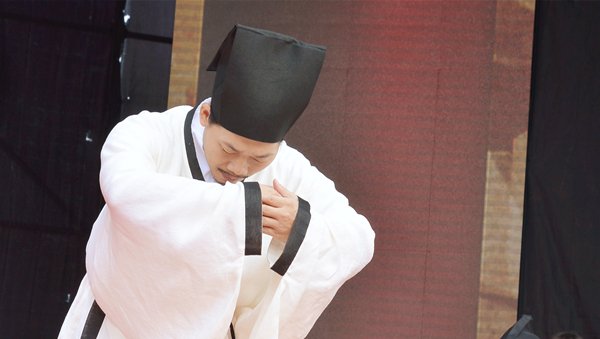 汉服青史的创作背景