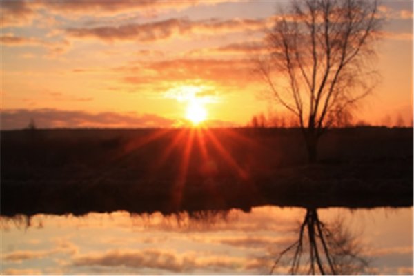 地球一直吸收太阳能会不会有一天爆炸？