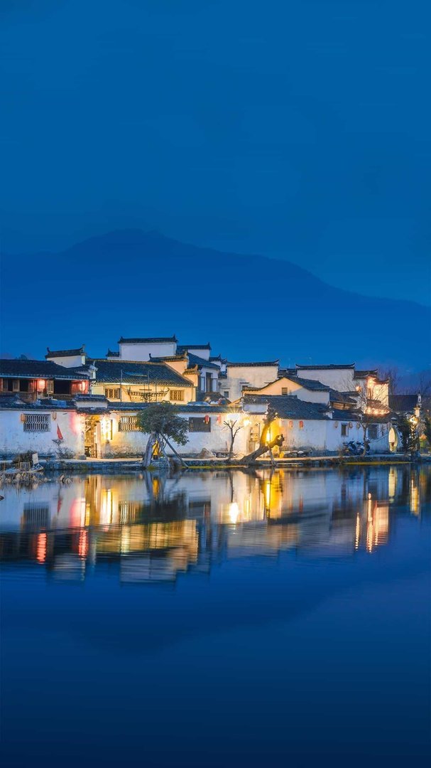 如何看待不愿意社交整天玩电脑的人？！