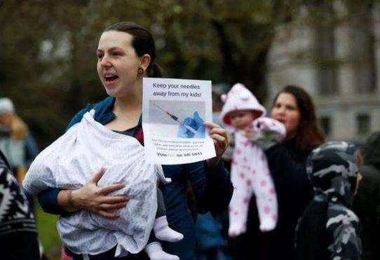 新冠病毒在青少年中传播率比幼童高，这意味着什么？