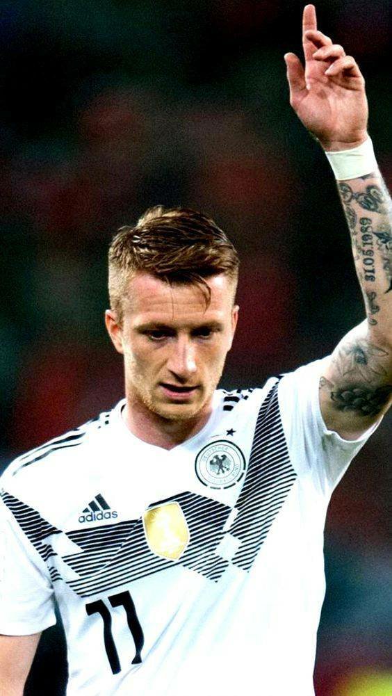 跪求德国队11号罗伊斯的壁纸