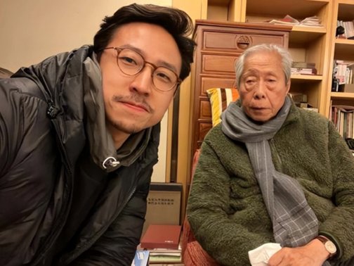 施伯雄家里做什么生意