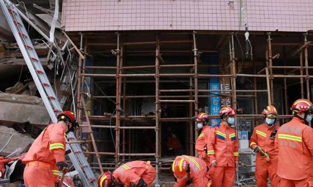 长沙塌楼事故现场生命通道基本打通,后续救援工作将如何实施?