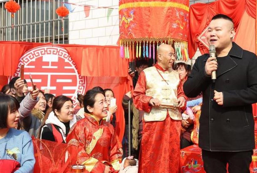 哪些明星夫妇是在国内举办的婚礼？