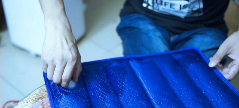 冰晶坐垫怎么用