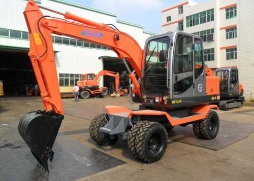 便宜的小型挖掘机大概要多少钱一台