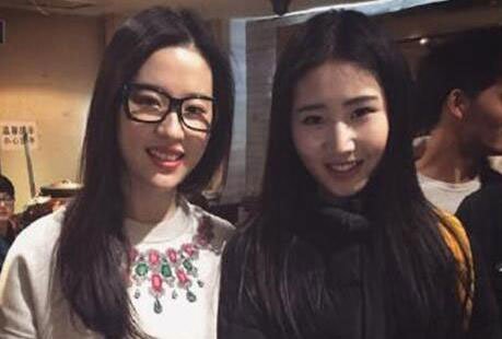 冯绍峰辟谣出轨后，女主照片仍被网友扒出，到底长什么样子呢