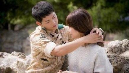 宋仲基和宋慧乔离婚，结束两年不到的童话爱情，你怎么看？