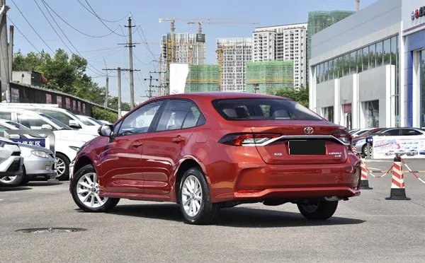 卡罗拉和轩逸哪个好，轩逸与卡罗拉哪个耐用