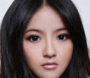 怎样变身昕薇圣诞妆容