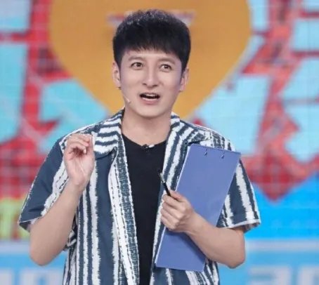 李维嘉代言茶饮“翻车”，被说成是“失德”艺人，你认为他到底冤不冤呢？