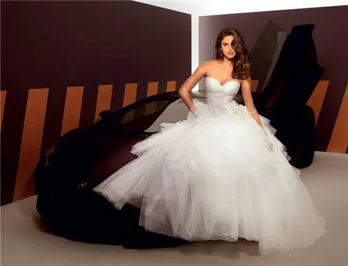 9款漂亮的婚纱图片  什么样的婚纱更好看