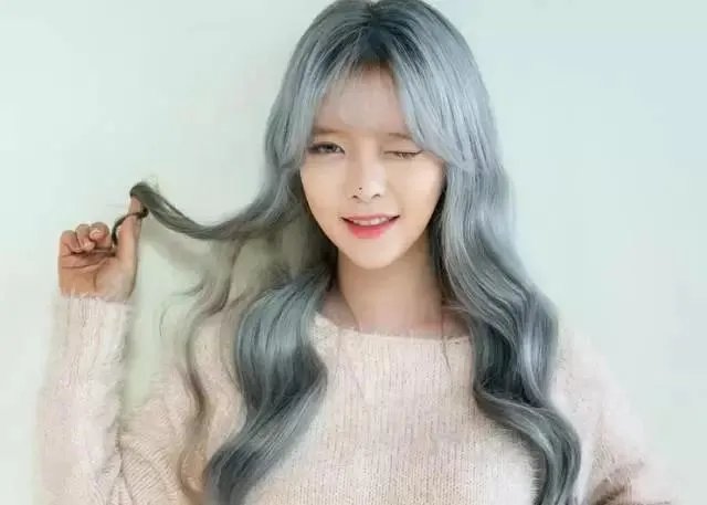 自来卷适合什么样的发型？