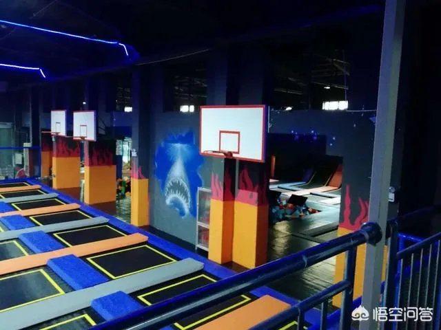 蹦床乐园加盟前期大概要多少钱？