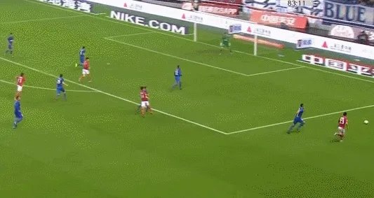 上海申花2:2广州恒大,为何本土前锋总是空门不进?