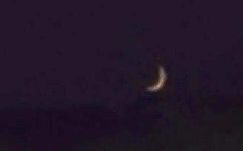 描写月亮的成语