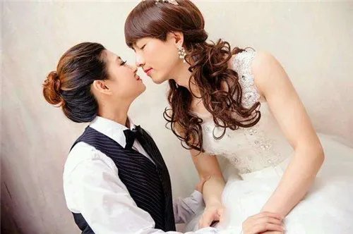 反串婚纱照图片欣赏 反串婚纱照的攻略大全