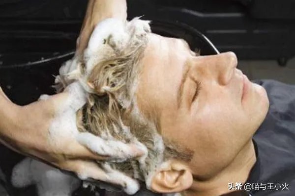 洗头掉头发很厉害怎么办？