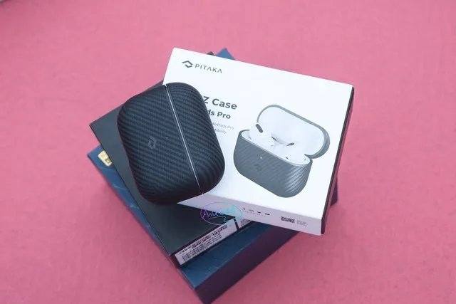 今年双11买什么？原来保护壳也可以非常极致：PITAKA手机与耳机壳浅体验