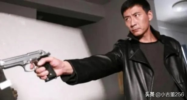 电视剧男主角叫“”燕双鹰”一共有几部啊！分别是那几部？