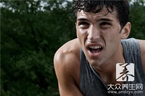  汗流浃背的原因是什么