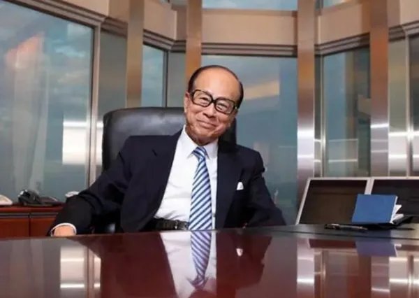 李嘉诚退休意味着什么?