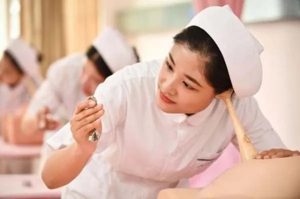 卫校有什么专业?