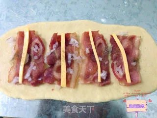 超级爆软芝士培根面包披萨